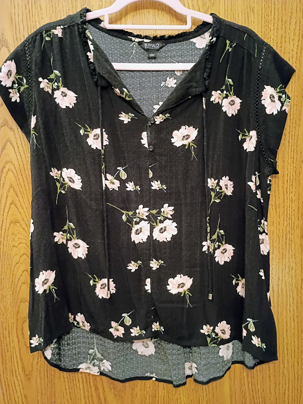 Buffalo David Bitton Black Short Sleeve Floral Blouse with Pink Flowers